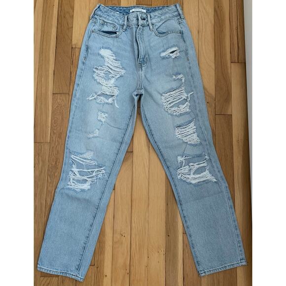 Pac Sun Size 26 Women's Mom Jeans High Waist Distressed Holes Light Wash - Picture 1 of 13